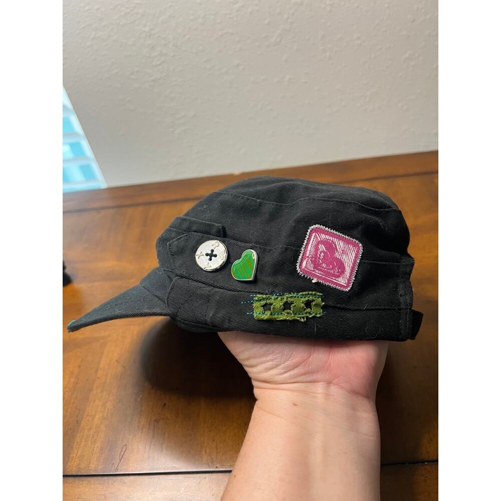 Women’s Roxy Hat - Picture 6 of 7
